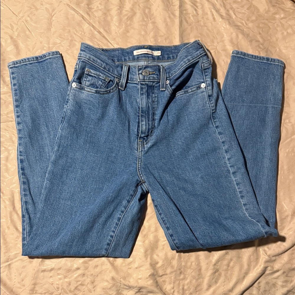 Levi's Women's High Rise Denim Mom Jeans - Classic Blue